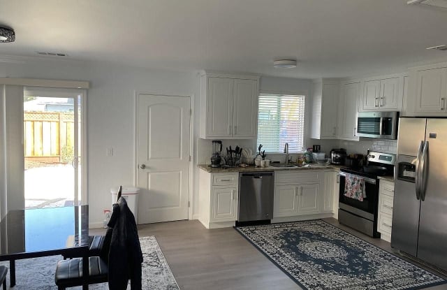2170 Clarke Ave, East Palo Alto, CA 94303 - 2170 Clarke Avenue, East Palo Alto, CA 94303