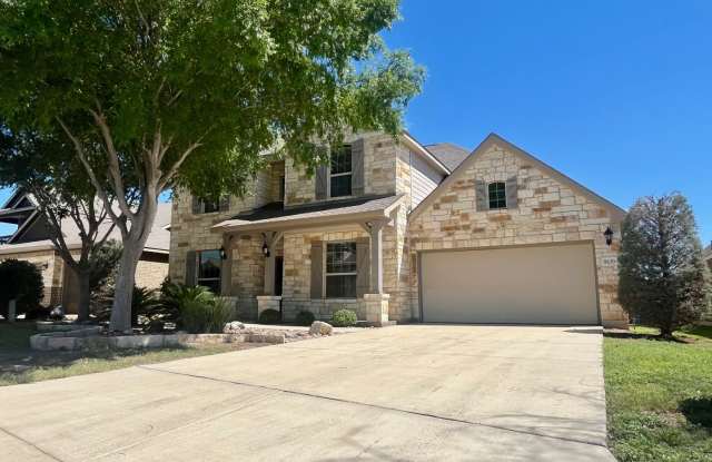 Fabulous 5 Bedroom/4 Full Bath Home w/ Study, GameRoom & Backyard Oasis! photos photos