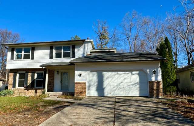 2157 Bayham SE - Kentwood schools, Central Air, Garage. photos photos