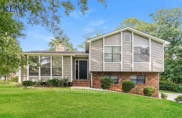 300 Varden Hill Drive - 300 Varden Hill Drive, Forestdale, AL 35214