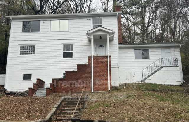 2512 Campbell Street - 2512 Campbell Street, Chattanooga, TN 37406
