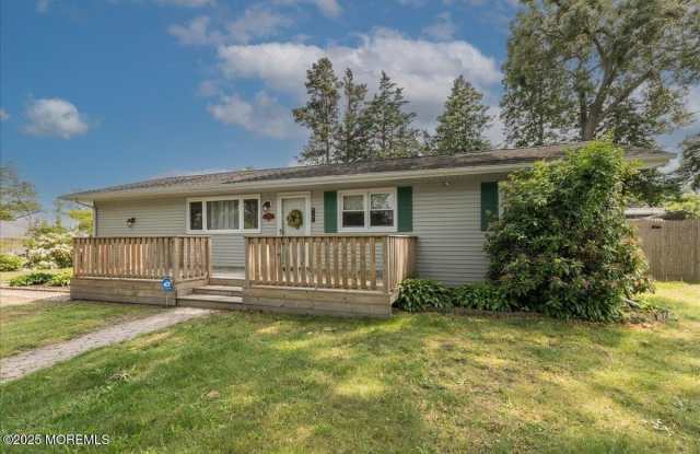 40 Dockage Road - 40 Dockage Road, Ocean County, NJ 08721
