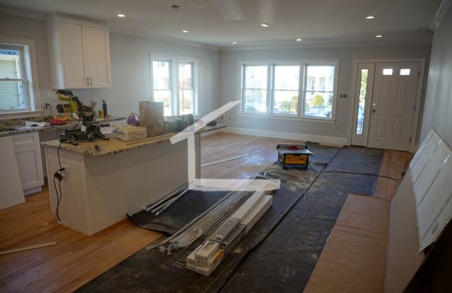 Newly Constructed 5bed, 3 bath apartment in Brighton - great value! Gallery 3
