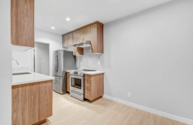 1525 Amherst Ave. photos photos