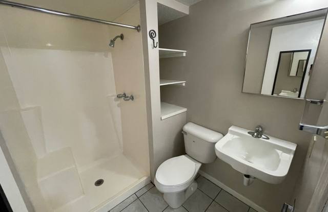 Great Location! Leasing for 2026-2027 school year, photos photos