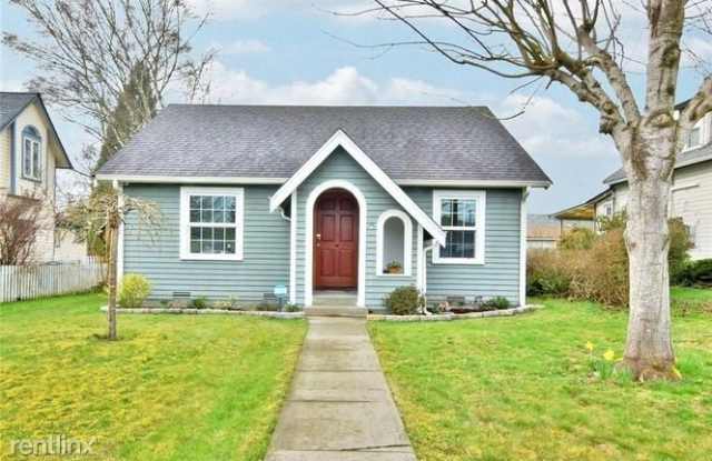 214 Avenue F - 214 Avenue F, Snohomish, WA 98290