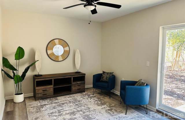 8208 Doverdale Lane Gallery 2