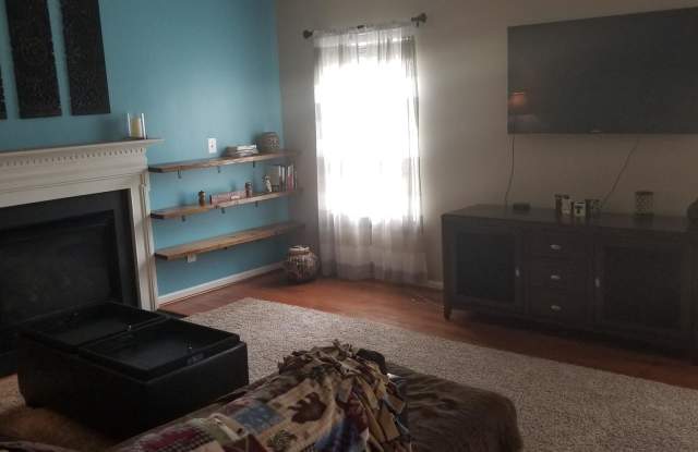 2804 PIPER GLENN COURT Gallery 4