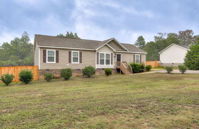 3 Bedroom 2 Bathroom Home in North Augusta Gallery 4