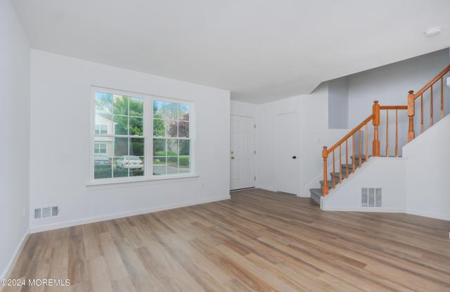 27 Karen Drive Gallery 4
