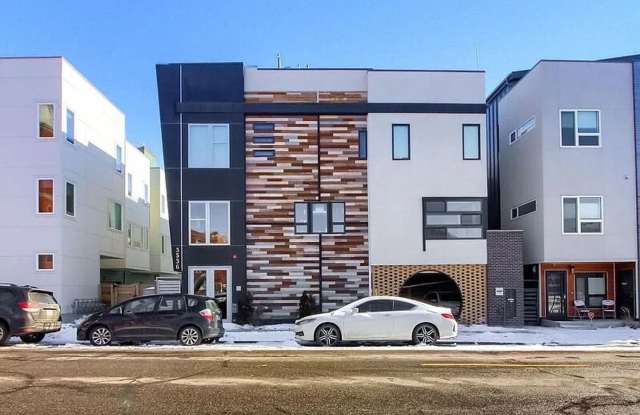 Modern LoHi Living with Rooftop Deck  City Views!! photos photos