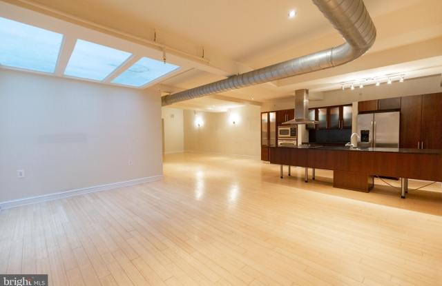 126 CHESTNUT STREET Gallery 3