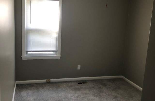 18760 Washtenaw Gallery 3