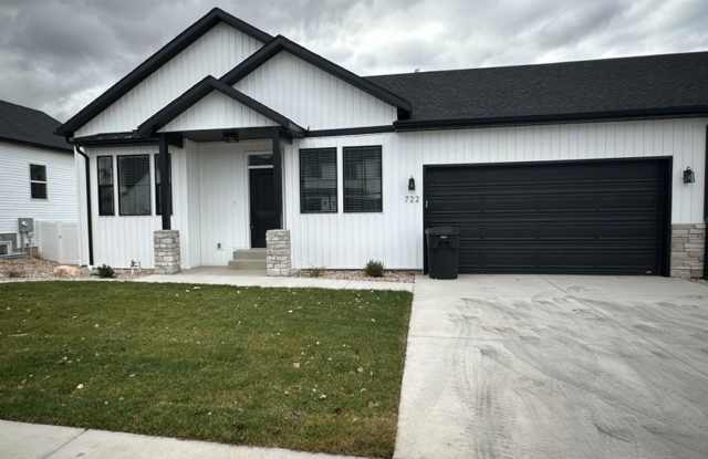 714 S Liberty Cove Dr., Cedar City, UT 84720 - 714 South Liberty Cove Drive, Cedar City, UT 84720