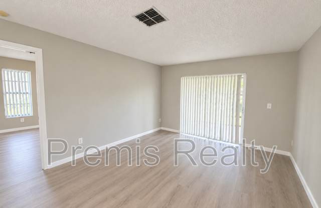 3180 Brunswick Circle Gallery 3