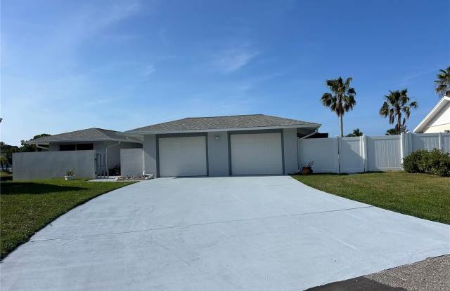 9 CASTLE COURT photos photos