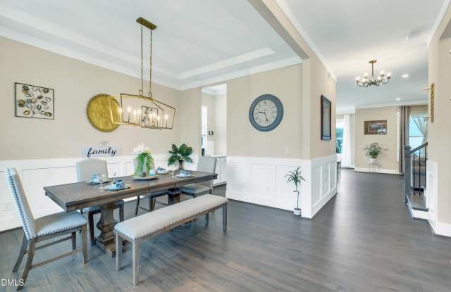 301 Silent Bend Drive Gallery 4