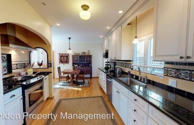 4354 N Talmadge Dr Gallery 4