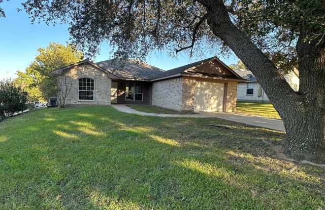 2309 South Austin Street - 2309 South Austin Street, Brenham, TX 77833