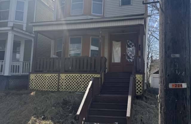 472 Hudson Avenue - 3 photos photos