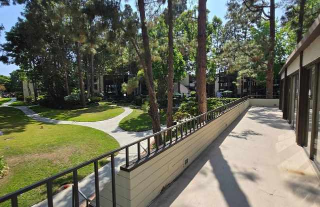 3 Bedroom Apartment near to LMU, minutes to the beach photos photos