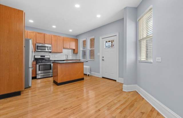 4139 West leland Gallery 3
