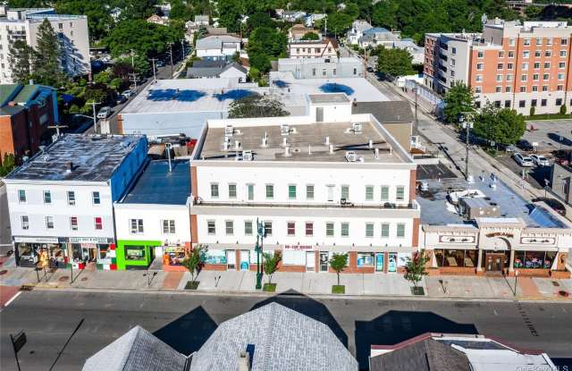 157-161 Post Ave unit: 305 - 157-161 Post Avenue, Westbury, NY 11590