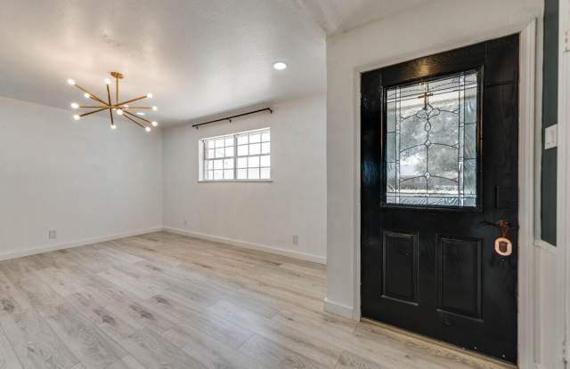 2410 Apperson Dr Gallery 2