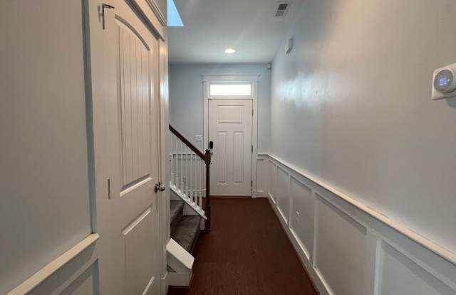 Single Family Home in Hampton Gallery 3