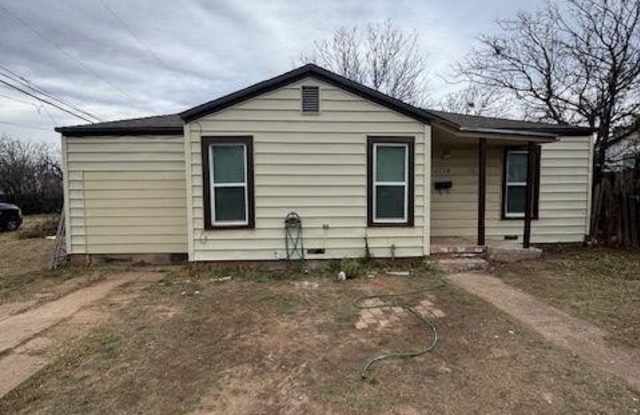 2718 S 11th Street photos photos