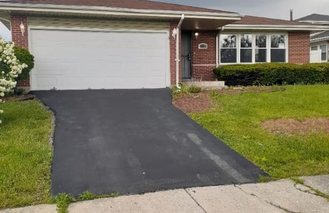 17149 Coventry Ln - 17149 Coventry Lane, Country Club Hills, IL 60478