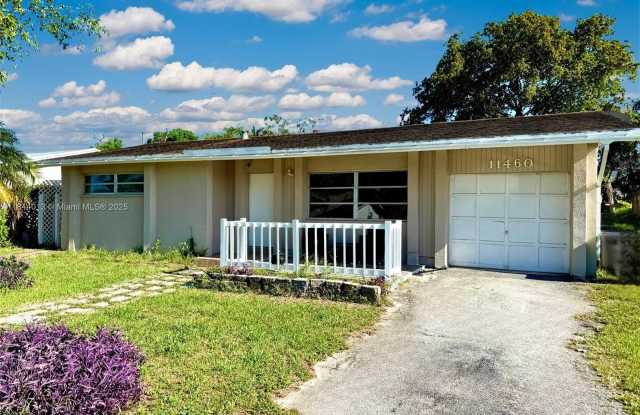 11460 NW 37th St photos photos