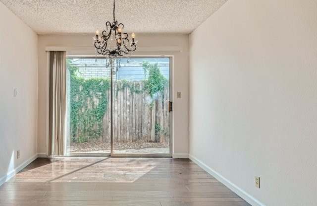 13806 Brays Forest Gallery 2