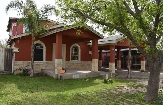 768 Lago Vista - 768 Lago Vista Drive, Eidson Road, TX 78852