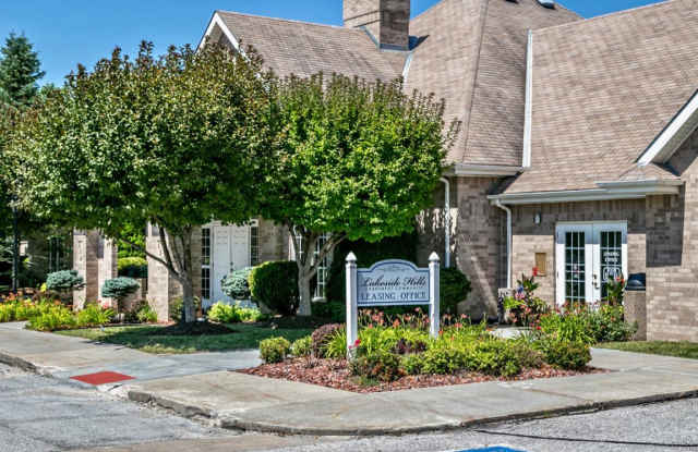 Lakeside Hills Apartments Gallery 3