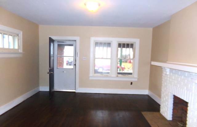 1325 Phillips Avenue Gallery 3