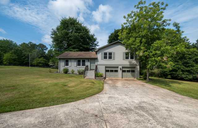 1030 Carriage Hill Road - Available NOW! Gallery 4