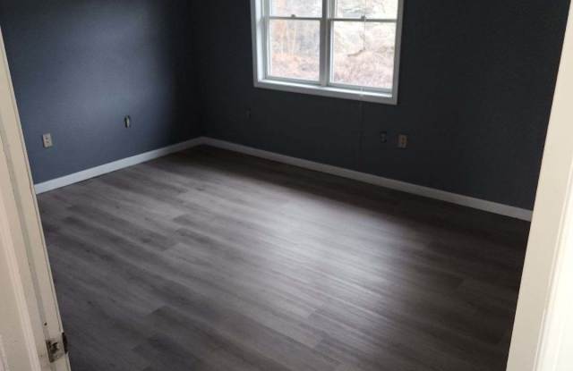 101 Lackawanna Trail2nd Floor Gallery 4