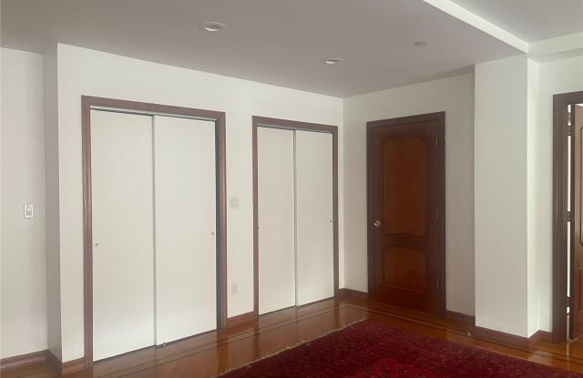 99-31 66th Avenue Gallery 4