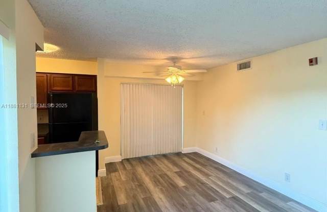 7650 Westwood Dr photos photos