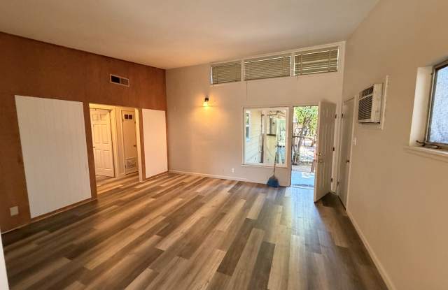 1334 N Stockton St photos photos 1334 N Stockton St photos photos