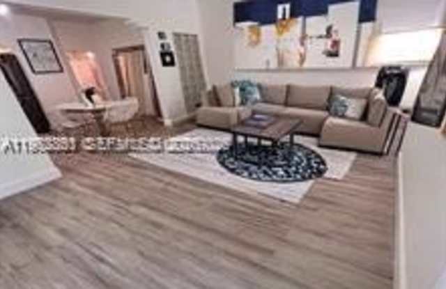 730 12th St photos photos