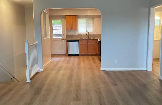 5341 Overland Dr Gallery 2