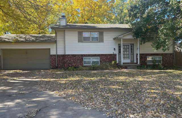 4 Bedroom 2 Bath Home - Rosehill - 1625 Pin Oak Court, Rose Hill, KS 67133