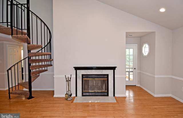 12227 WADSWORTH WAY Gallery 2