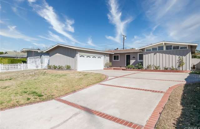 1900 Beryl Lane - 1900 Beryl Lane, Newport Beach, CA 92660