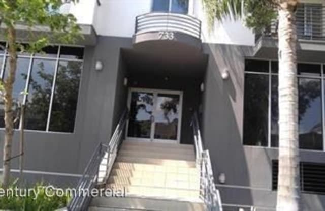 733 S Manhattan Pl # 201 - 733 S Manhattan Pl, Los Angeles, CA 90005