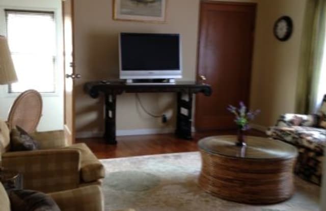 1785 Elm S. - 1785 Elm Street, Napa, CA 94559
