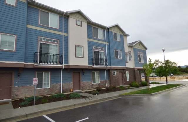 3 Primary Suites 2 Car Garage Townhome in Sandy photos photos 3 Primary Suites 2 Car Garage Townhome in Sandy photos photos