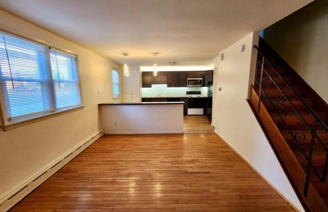 1069-2 COLWELL Lane Gallery 4